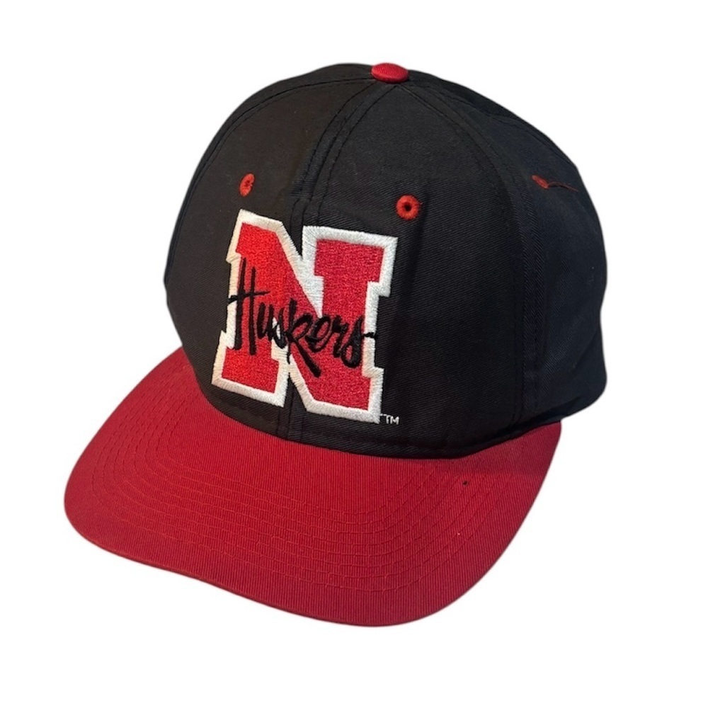 Vintage 90’s Logo 7 Nebraska Cornhuskers NCAA SnapBack Hat EUC